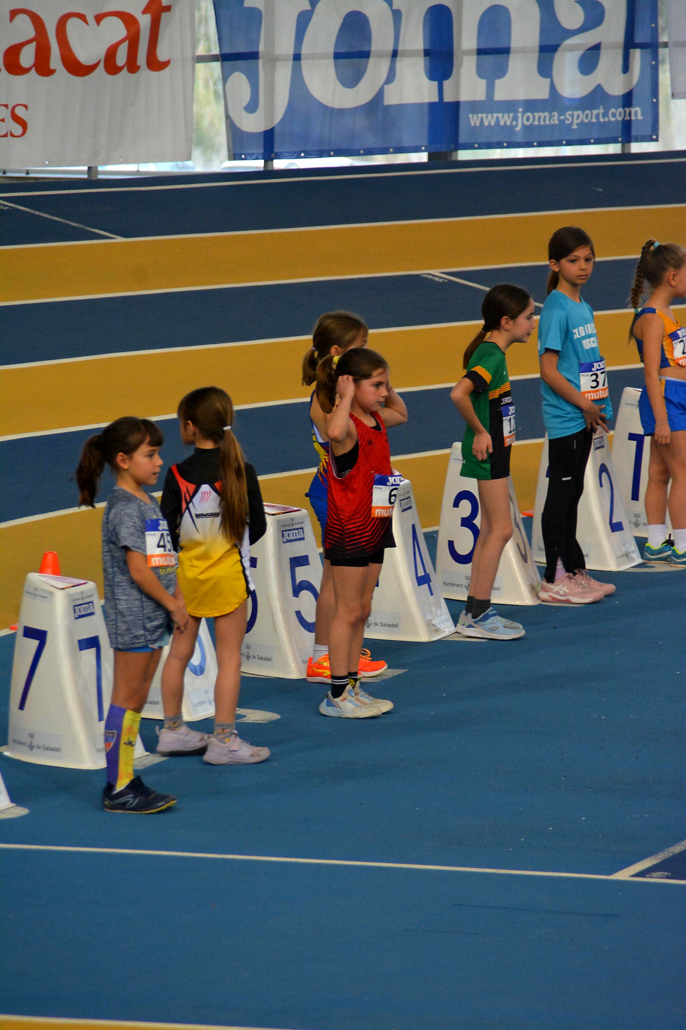 Club Atletisme Badalona - Escola